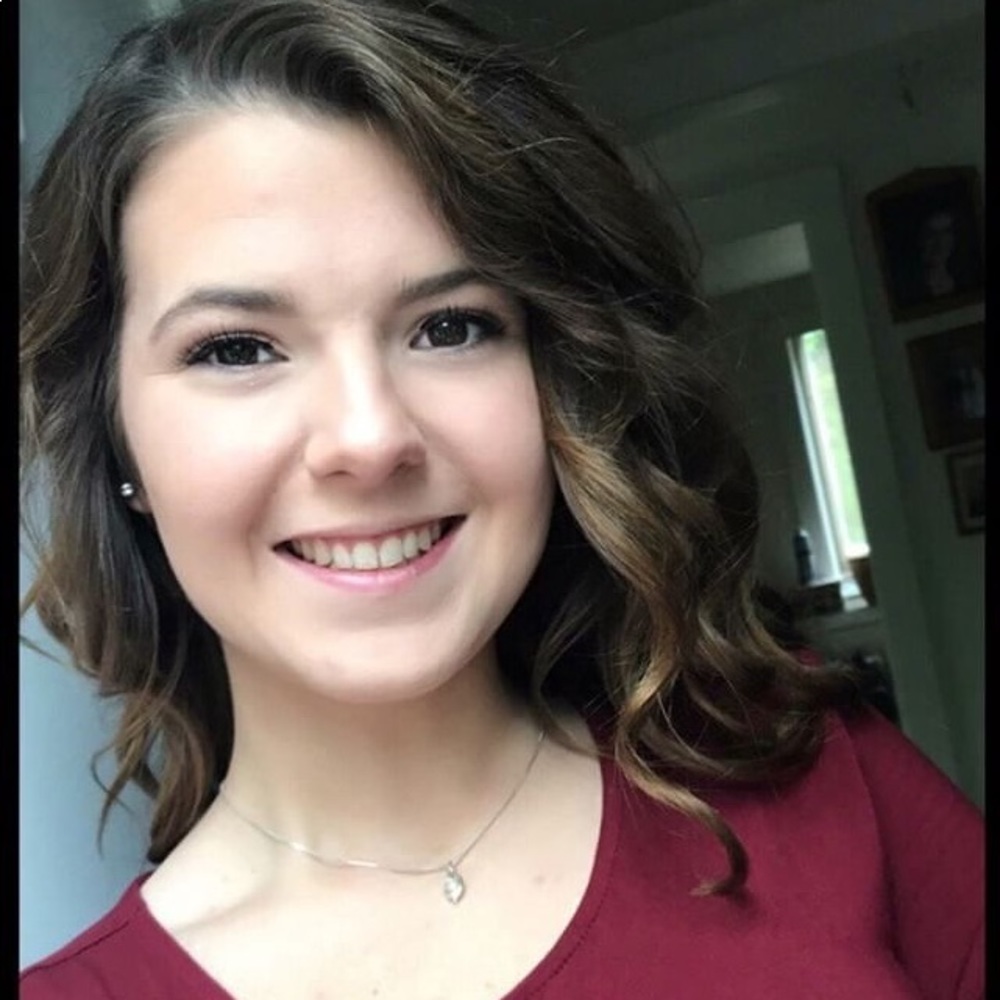 Meet your Posher, Hannah